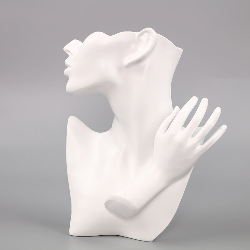 Elegant Resin Mannequin Jewelry Stand detail and texture