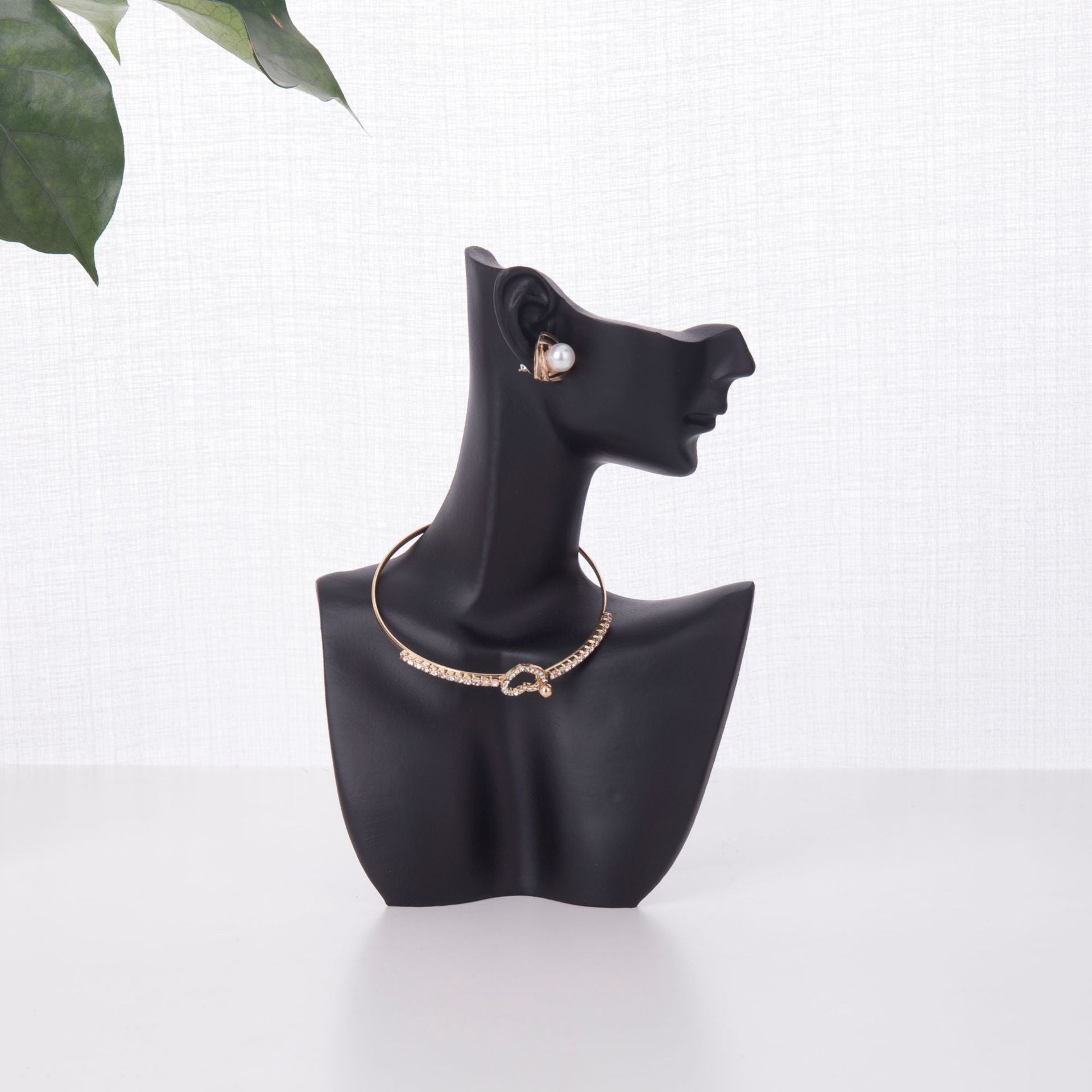 Elegant Resin Mannequin Jewelry Stand display with earrings