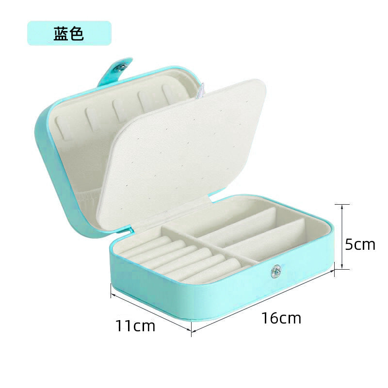 Compact Jewelry Box in pink with earrings