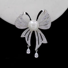 Quality zinc alloy brooch with floral design