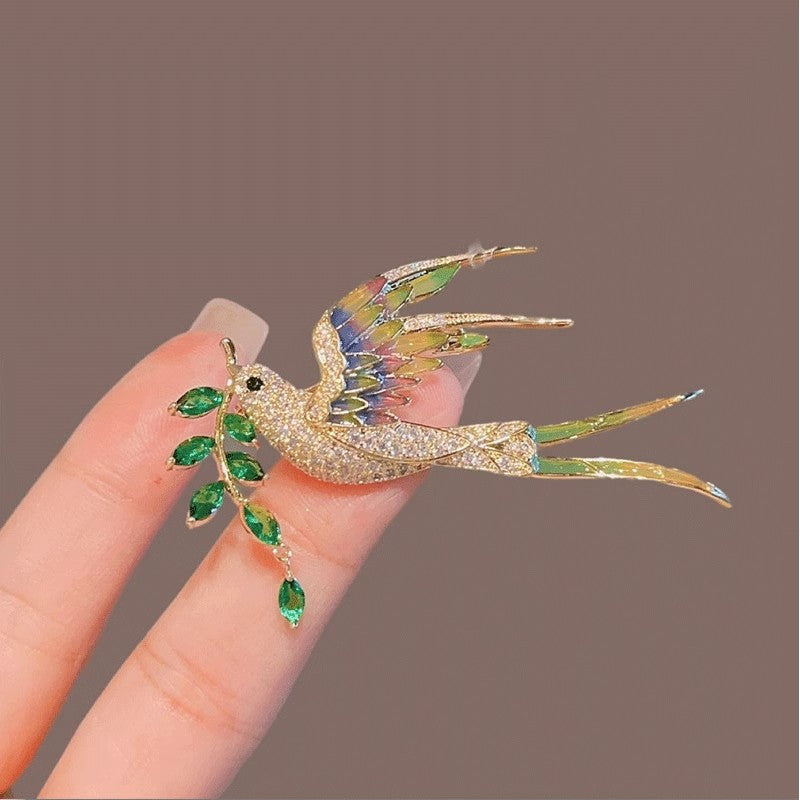 Stylish Zirkon bird brooch