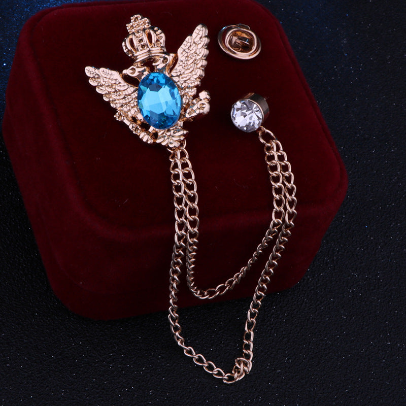 Men's Brooch in Formal Wear with an eagle pin