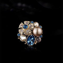 Gift Idea Floral Brooch Image 8