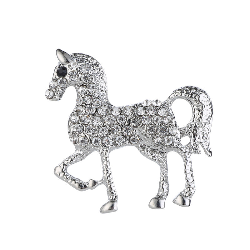 Elegant horse brooch pin with electroplated finish