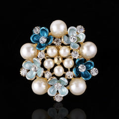 Colourful elegant brooch for bridal attire