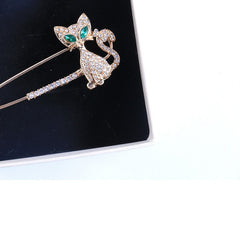 Close-up of Decorative Brooch with Pearl Detail - Image 2