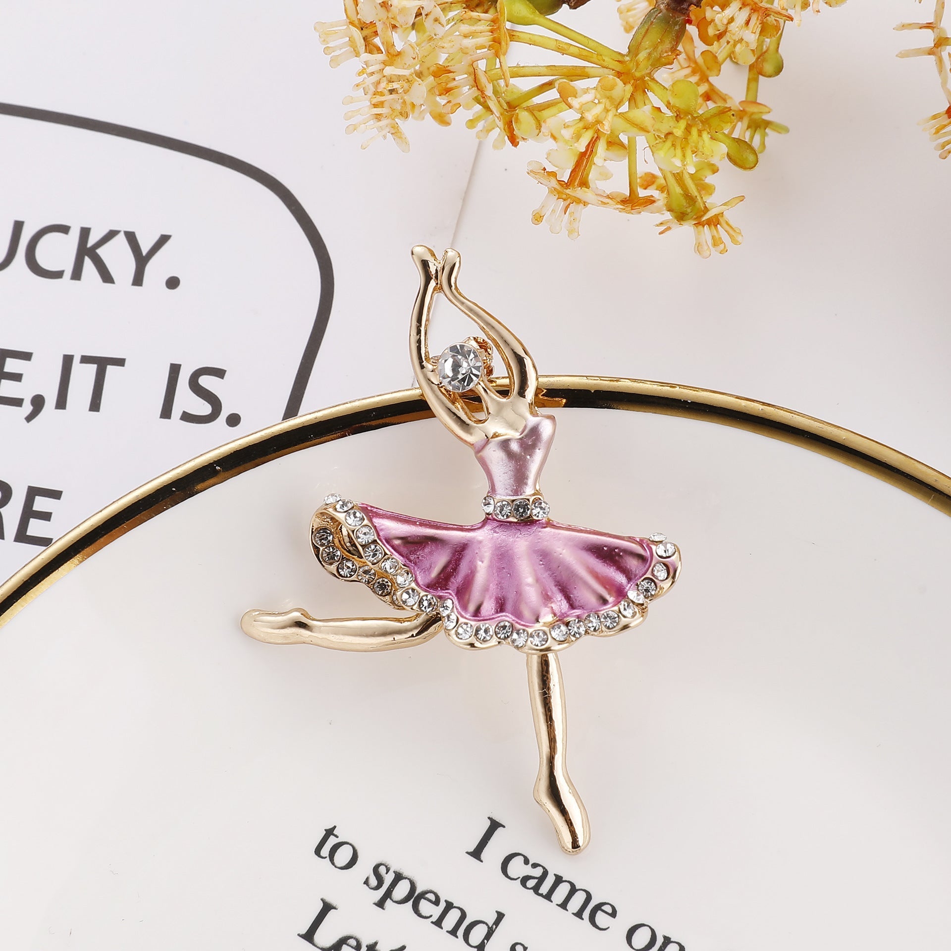 Trendy pink brooch for young girls