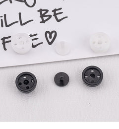 Versatile snap buttons for collars