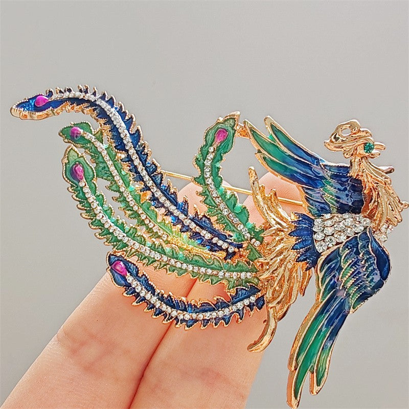 Stylish women's brooch accessory