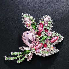 Versatile brooch suitable for various occasions