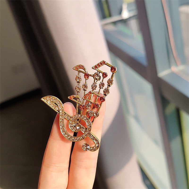 Rhinestone embellished brooch design - image 4