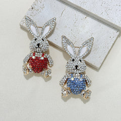 fashionable brooch in various colours