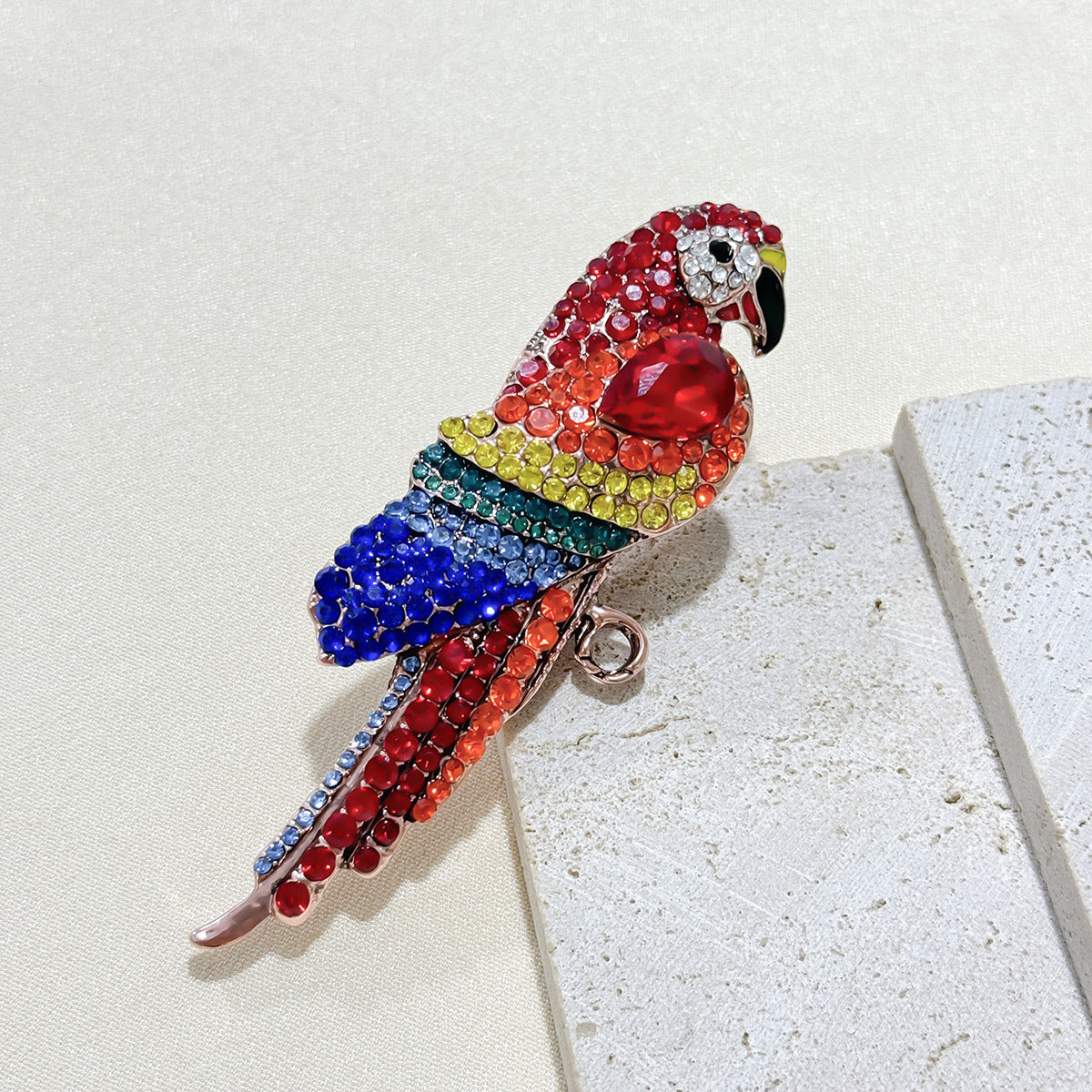 Fashion-forward parrot brooch for everyday wear