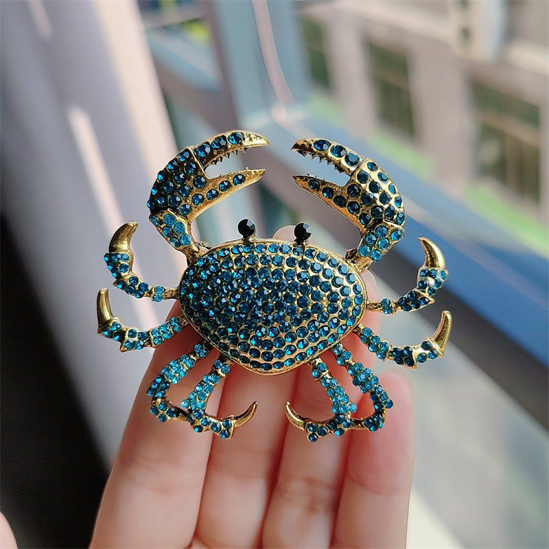 Stylish Accessory Brooch Collection - Image 9