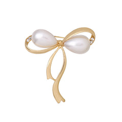 Fashionable Brooch with elegant design