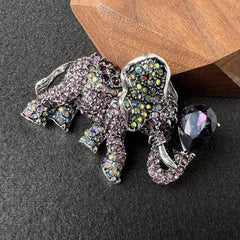 Stylish Jewelry Brooch for Any Outfit - Image 10