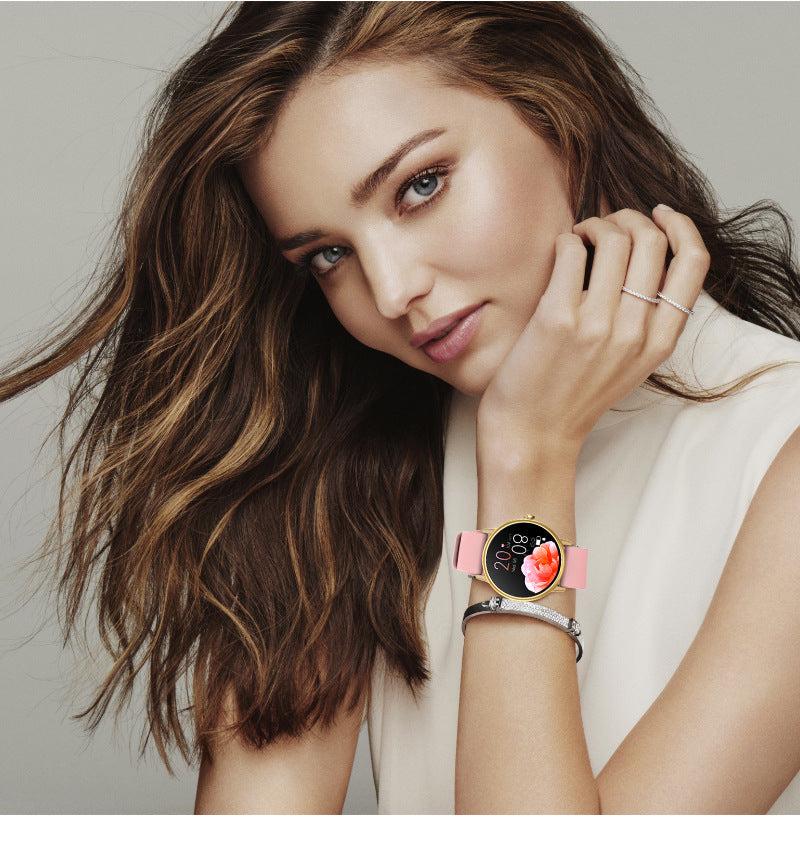 Bluetooth call feature smartwatch in black