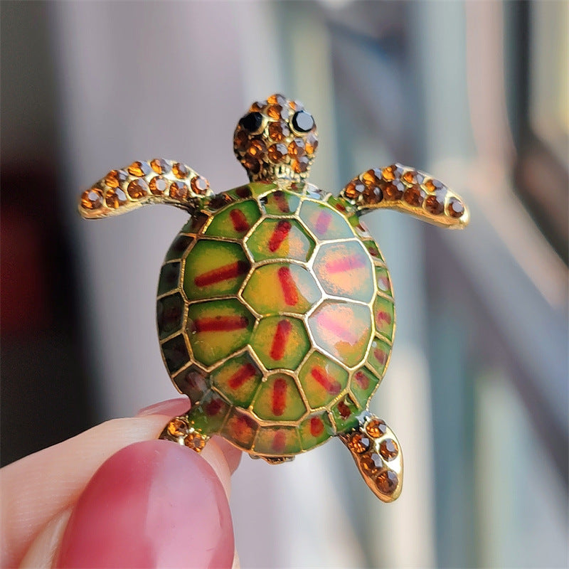 Charming Animal Brooch with Shine Image 8