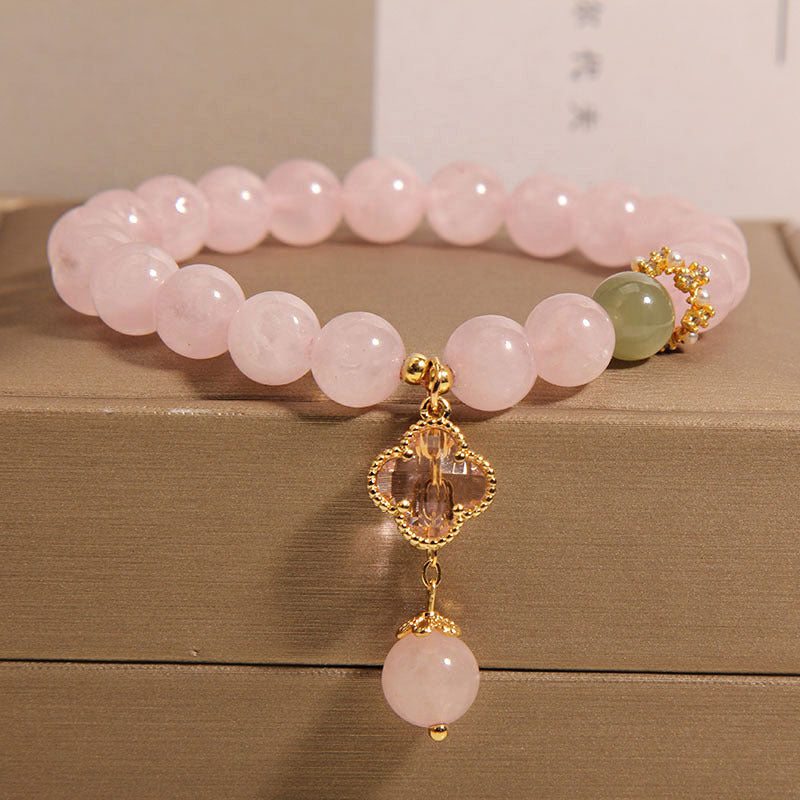 Elegant women's bracelet with pink quartz