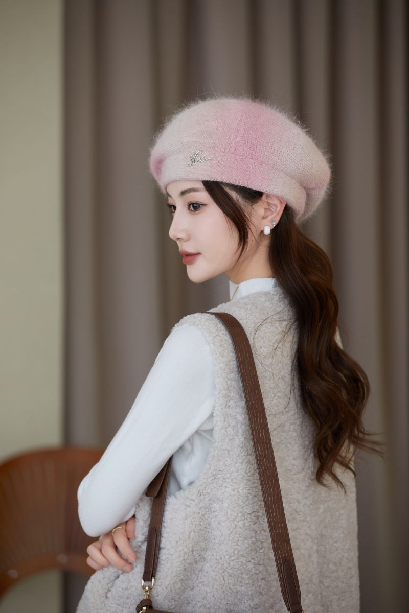 Elegant styling options with the rabbit fur beret hat
