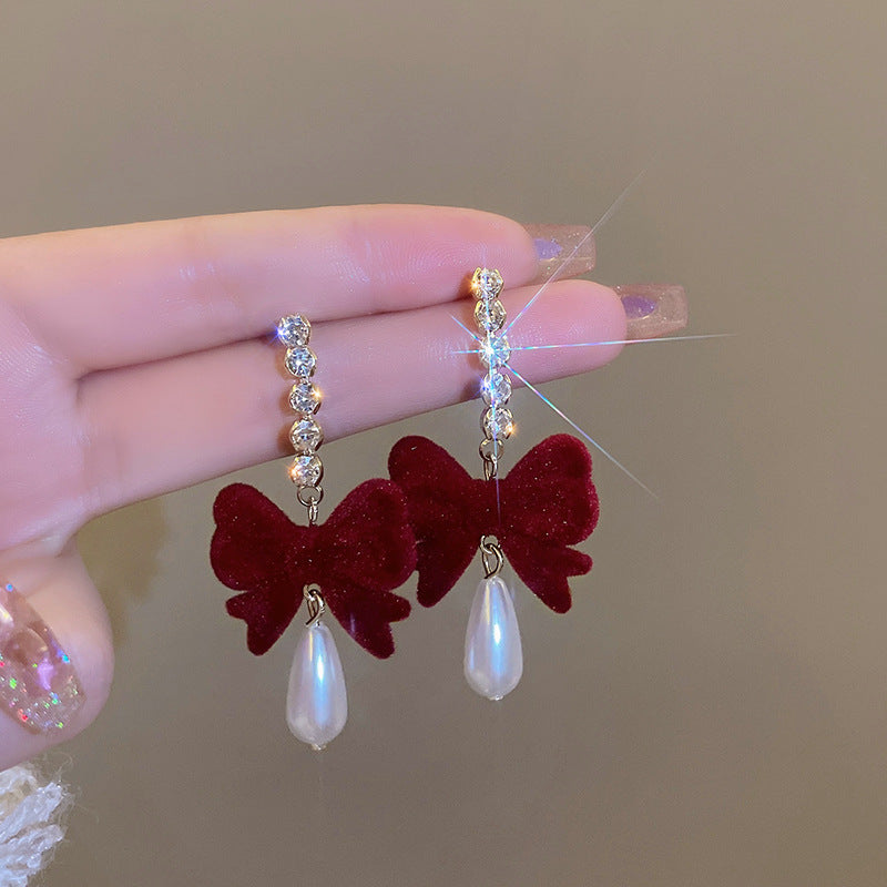 Chic and comfortable bow earrings for women