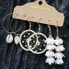 Stylish flower earrings design