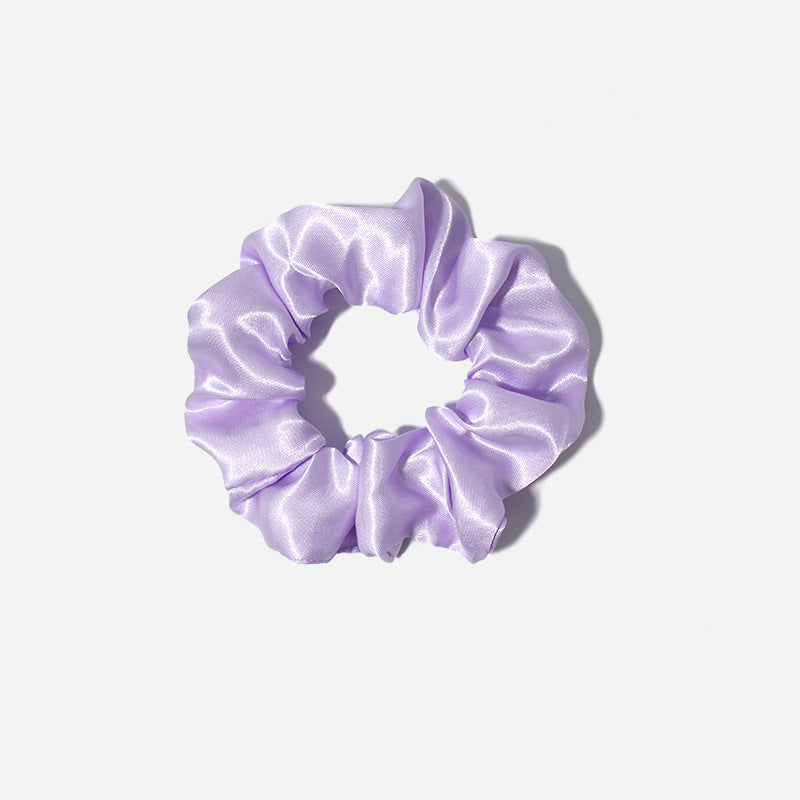 Korean hair band in use