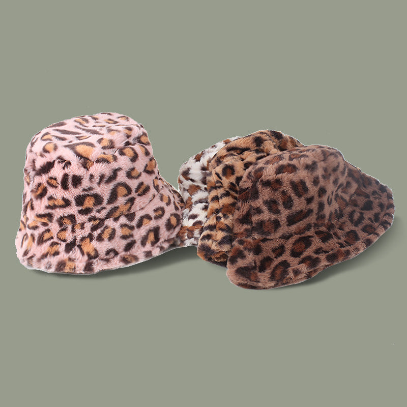 adjustable sizing feature on hat