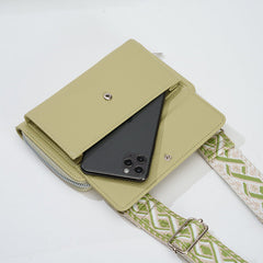 Adjustable strap feature of sling bag