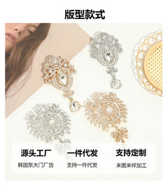 Close-up of Cat Eye Stone Bracelet design