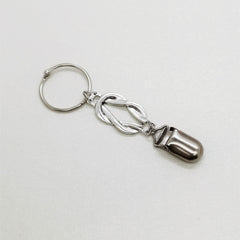 Lightweight travel hat clip